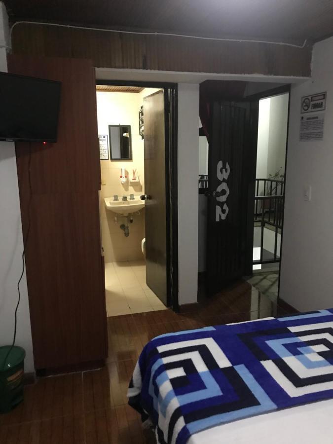Hostal El Eden Манисалес Экстерьер фото